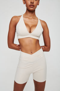 Dove White Plunge Athletic Bra - WHITESMOKE