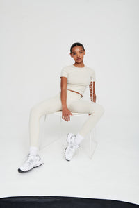 Dove White Ruched Waist Ribbed Leggings - WHITESMOKE